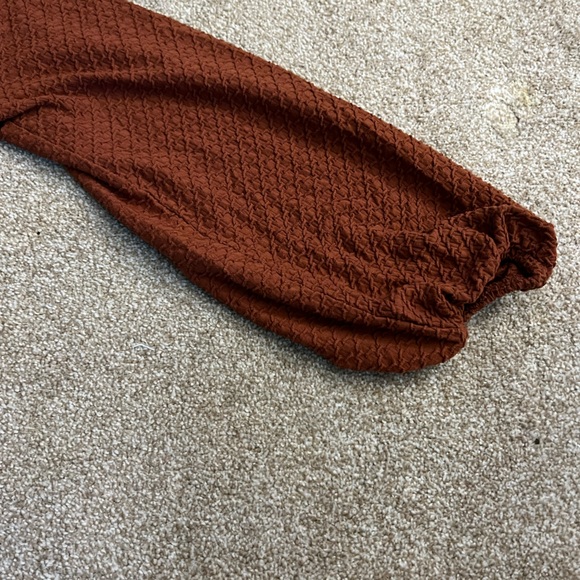 Women's Rust Top - Picture 3 of 4